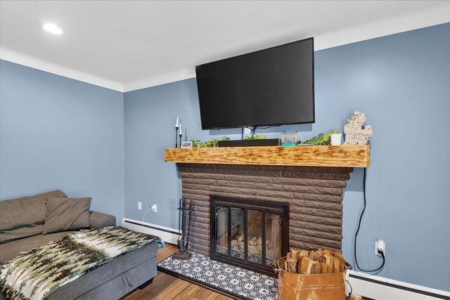 6734 Oakland Drive, Portage, MI 49024