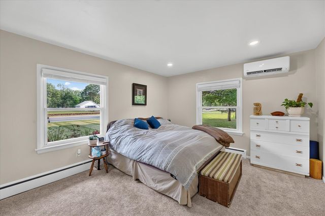 6734 Oakland Drive, Portage, MI 49024