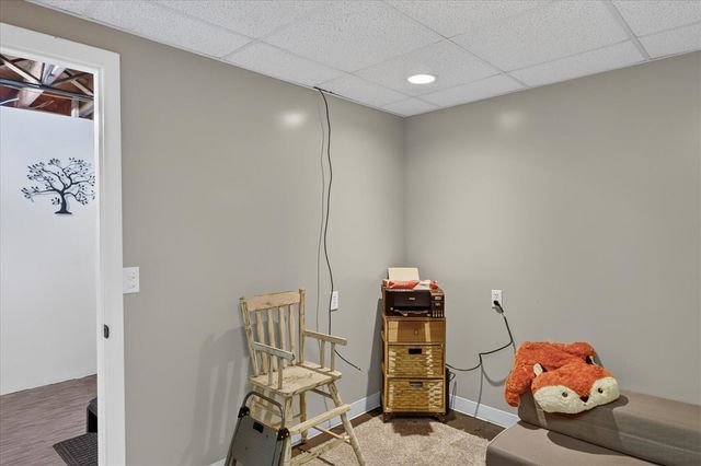 6734 Oakland Drive, Portage, MI 49024