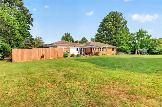 6734 Oakland Drive, Portage, MI 49024