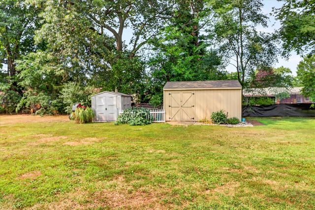 6734 Oakland Drive, Portage, MI 49024