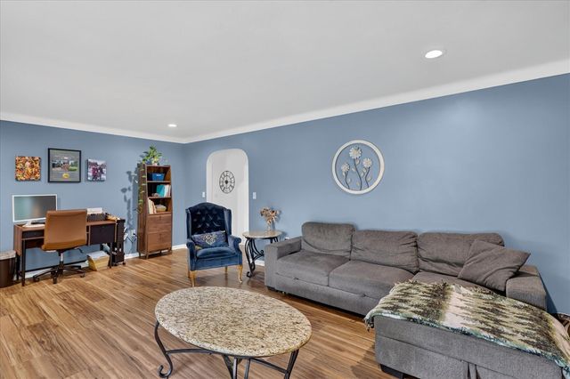 6734 Oakland Drive, Portage, MI 49024