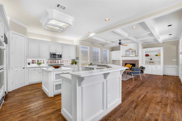 4911 Holly Tree Drive, Dallas, TX 75287