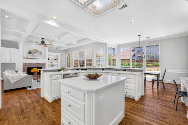 4911 Holly Tree Drive, Dallas, TX 75287