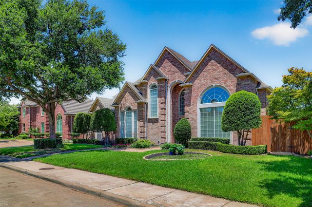 4911 Holly Tree Drive, Dallas, TX 75287