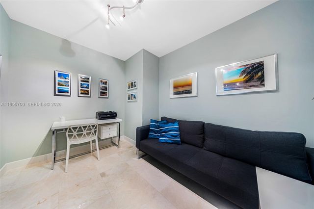 2831 N Ocean Blvd 702N, Fort Lauderdale, FL 33308