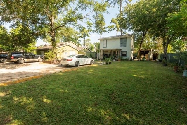 11128 Forrest Valley Drive, Houston, TX 77065