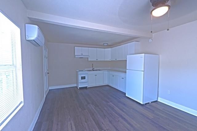 11128 Forrest Valley Drive, Houston, TX 77065