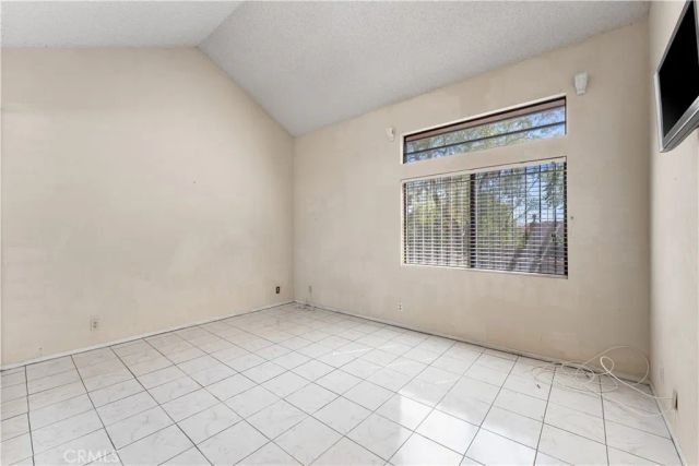 38242 7th West, Palmdale, CA 93551