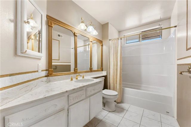 38242 7th West, Palmdale, CA 93551