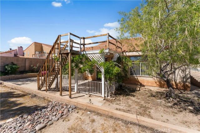38242 7th West, Palmdale, CA 93551