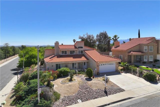 38242 7th West, Palmdale, CA 93551