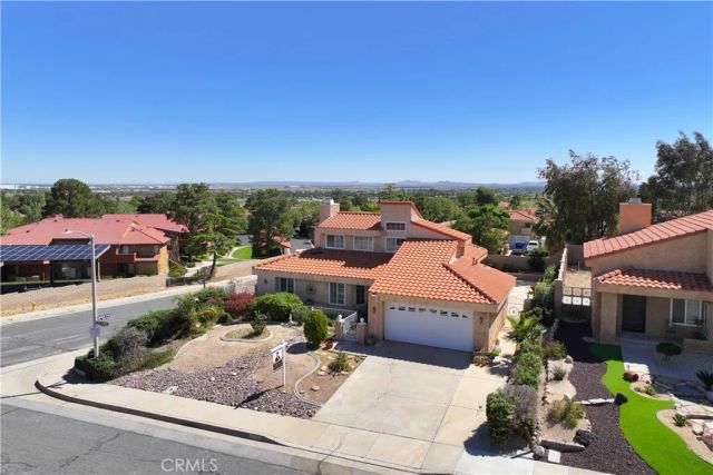 38242 7th West, Palmdale, CA 93551