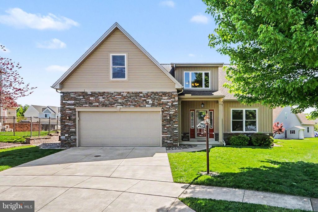 1336 SAGAMORE CT, New Cumberland, PA 17070