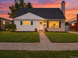 13029 Geoffry Drive, Warren, MI 48088