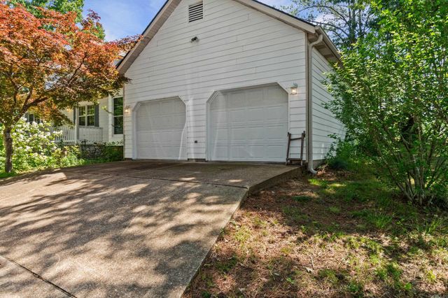 1044 Whipporwill Lane, Mountain View, AR 72560