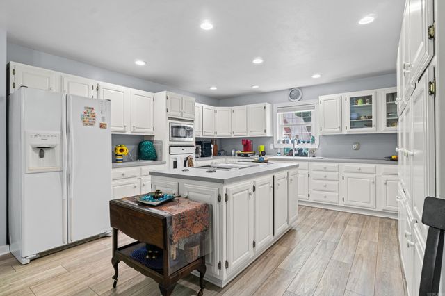 1044 Whipporwill Lane, Mountain View, AR 72560