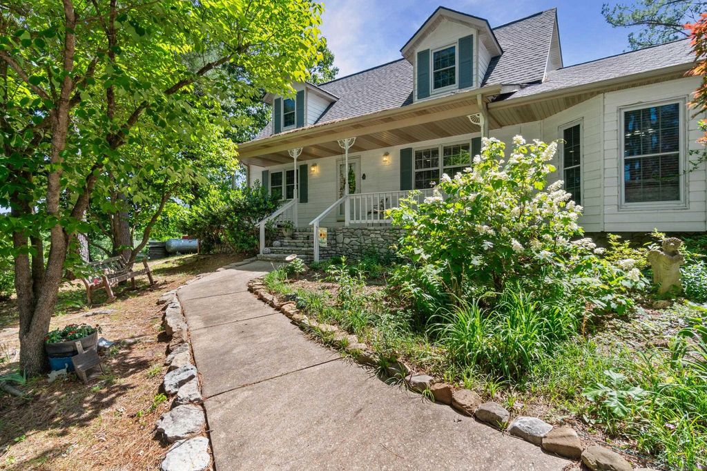 1044 Whipporwill Lane, Mountain View, AR 72560