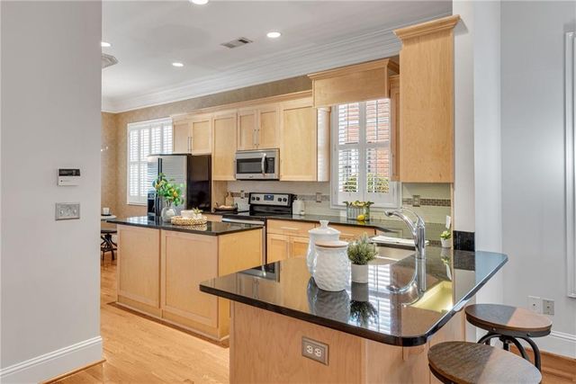 8310 Parker Place, Roswell, GA 30076