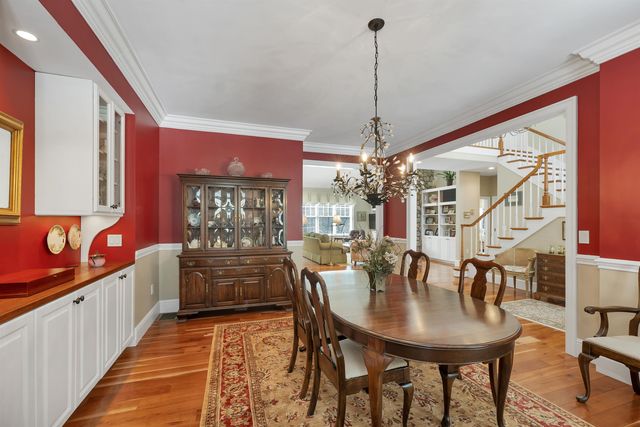 27 Abenaukee Drive, Wolfeboro, NH 03894