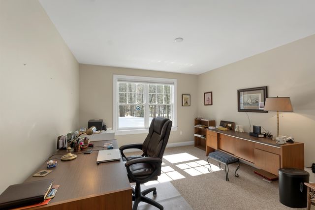 27 Abenaukee Drive, Wolfeboro, NH 03894