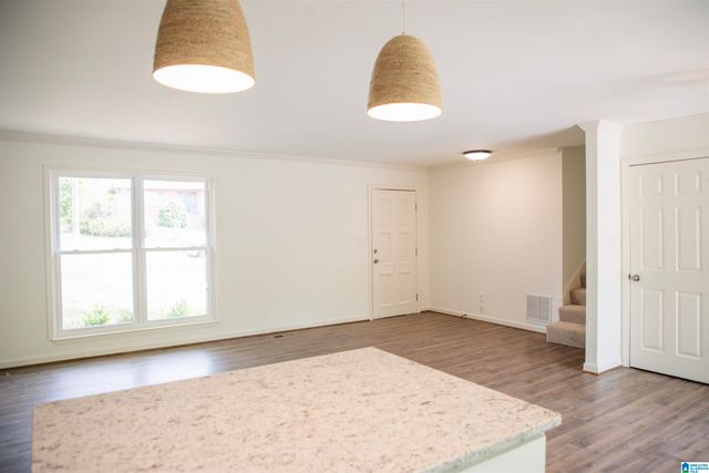 732 CROSSCREEK TRAIL, Pelham, AL 35124