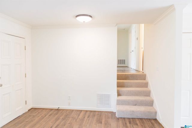 732 CROSSCREEK TRAIL, Pelham, AL 35124