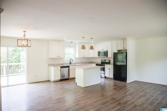 732 CROSSCREEK TRAIL, Pelham, AL 35124