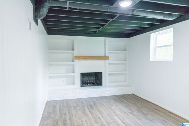 732 CROSSCREEK TRAIL, Pelham, AL 35124