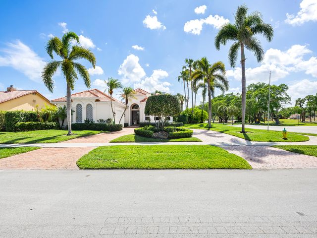2370 Deer Creek Trail, Deerfield Beach, FL 33442