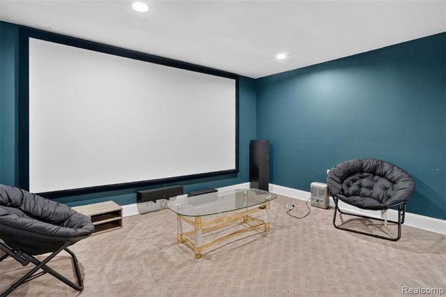 2825 Long Meadow Lane, Rochester Hills, MI 48307
