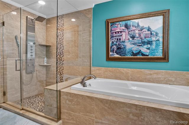 2825 Long Meadow Lane, Rochester Hills, MI 48307