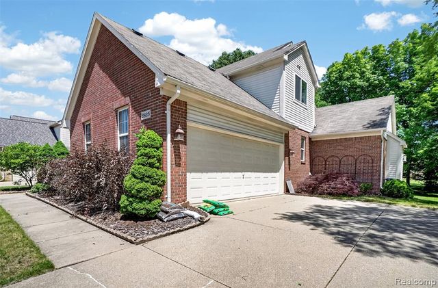 2825 Long Meadow Lane, Rochester Hills, MI 48307