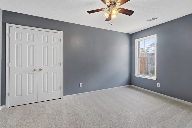 8585 TIMBER CREEK DR, Memphis, TN 38018