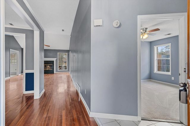 8585 TIMBER CREEK DR, Memphis, TN 38018