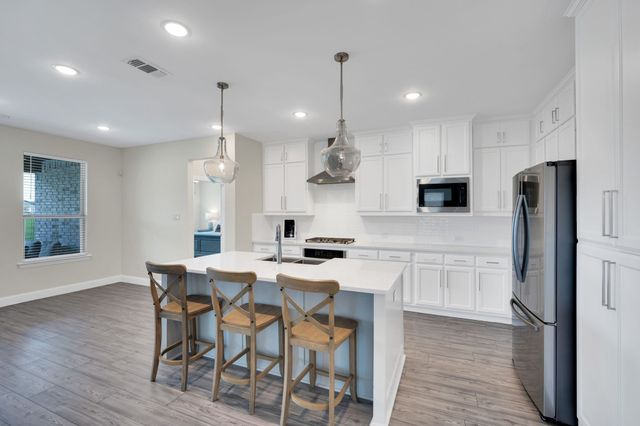 1601 Bearpath Way, Gunter, TX 75058