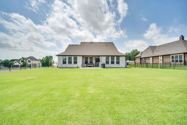 1601 Bearpath Way, Gunter, TX 75058