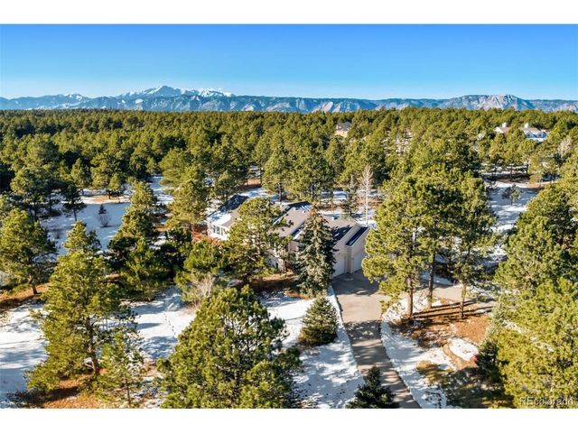 725 Lancers Ct W, Monument, CO 80132