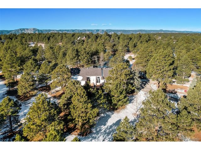 725 Lancers Ct W, Monument, CO 80132