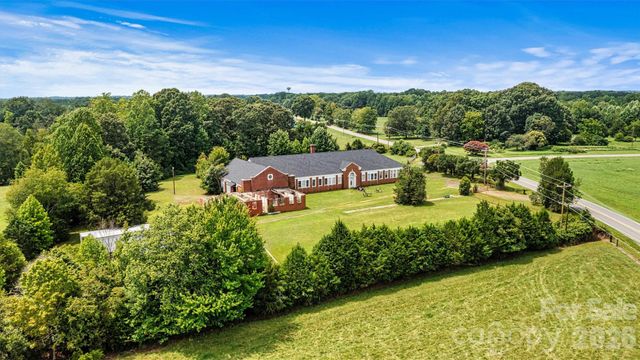 1318 Ostwalt Amity Road, Cleveland, NC 27013