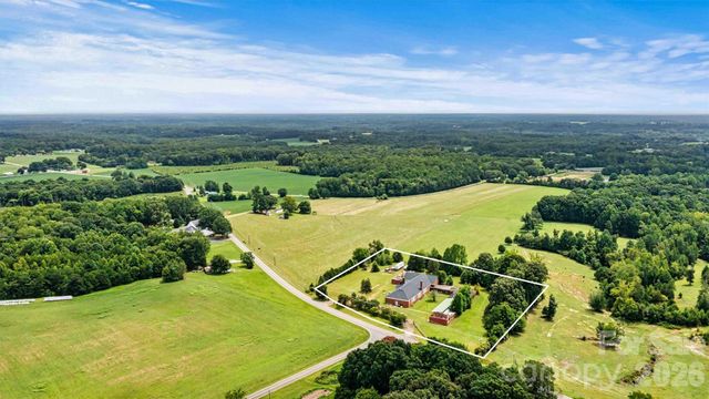 1318 Ostwalt Amity Road, Cleveland, NC 27013