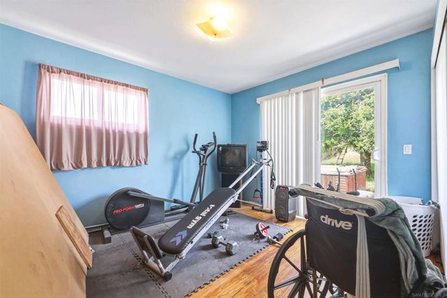 6228 Calle Pavana, San Diego, CA 92139