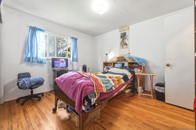 6228 Calle Pavana, San Diego, CA 92139