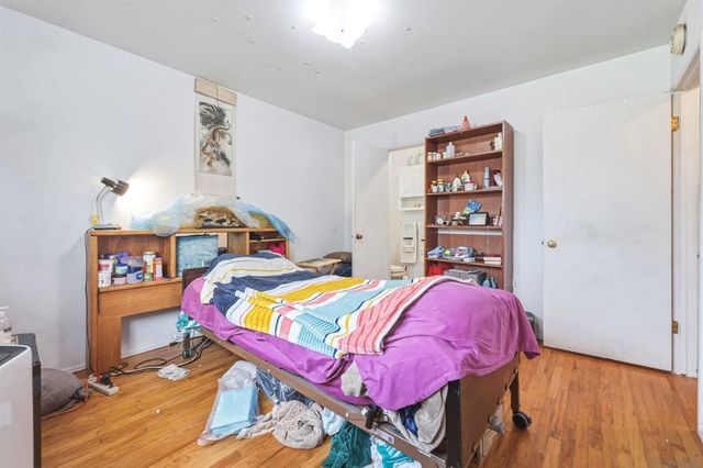 6228 Calle Pavana, San Diego, CA 92139