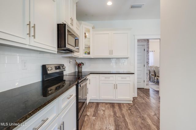 78 Percy O'Neal Road, Mchenry, MS 39561