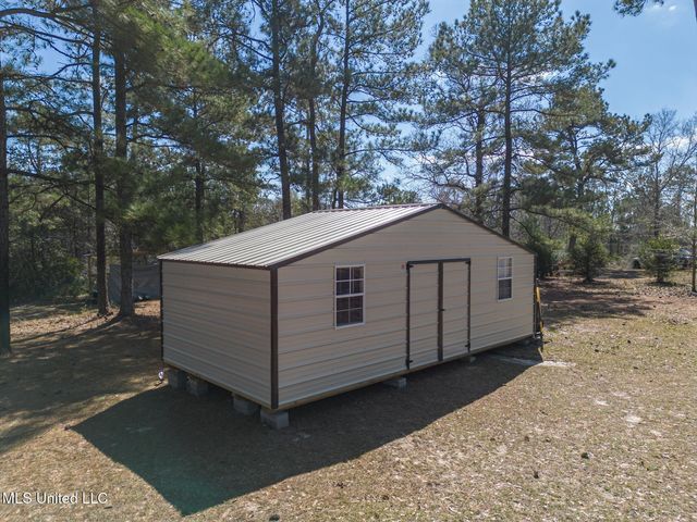 78 Percy O'Neal Road, Mchenry, MS 39561