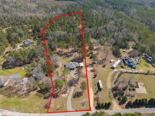 78 Percy O'Neal Road, Mchenry, MS 39561