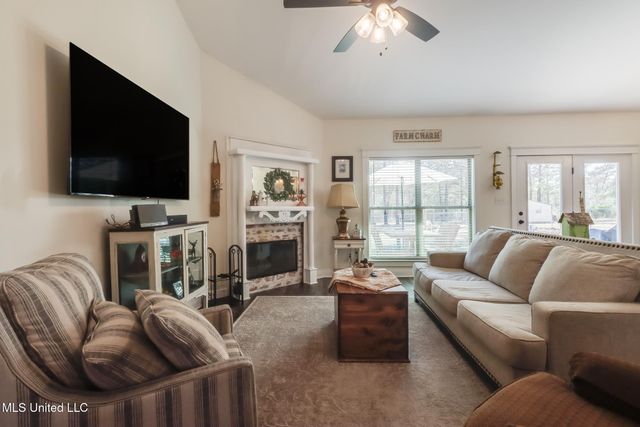 78 Percy O'Neal Road, Mchenry, MS 39561