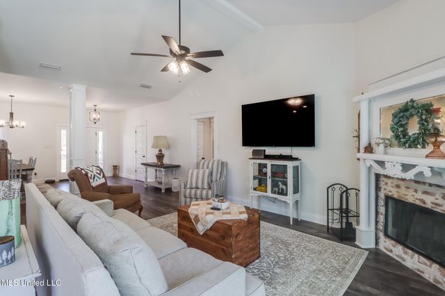 78 Percy O'Neal Road, Mchenry, MS 39561