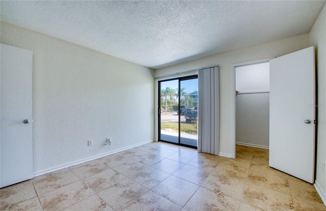 455 ALT 19 S 21, Palm Harbor, FL 34683